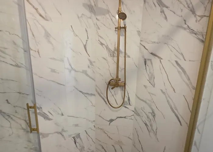 Stardew Valley - Exclusivity And Comfort In Gijon